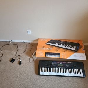 Yamaha keyboard piano